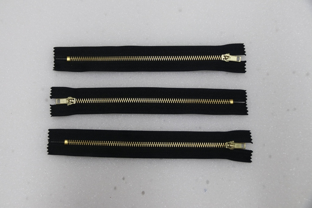 Cierre Bronce N5 20cm Fijo Colores