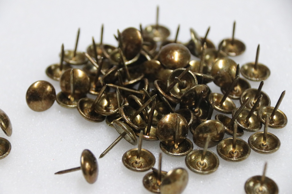 Clavo Tapicero 13mm Liso Envejecido (100)