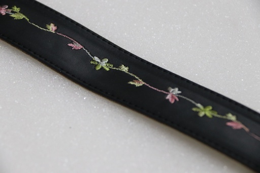 [CIS043] Correa PU Negra Diseño